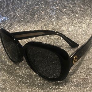 Black Gucci Sunglasses
